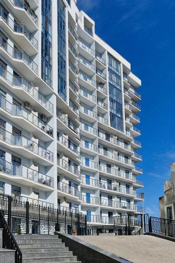 Luxury Apartments Sea View Julymia Odessa Zewnętrze zdjęcie