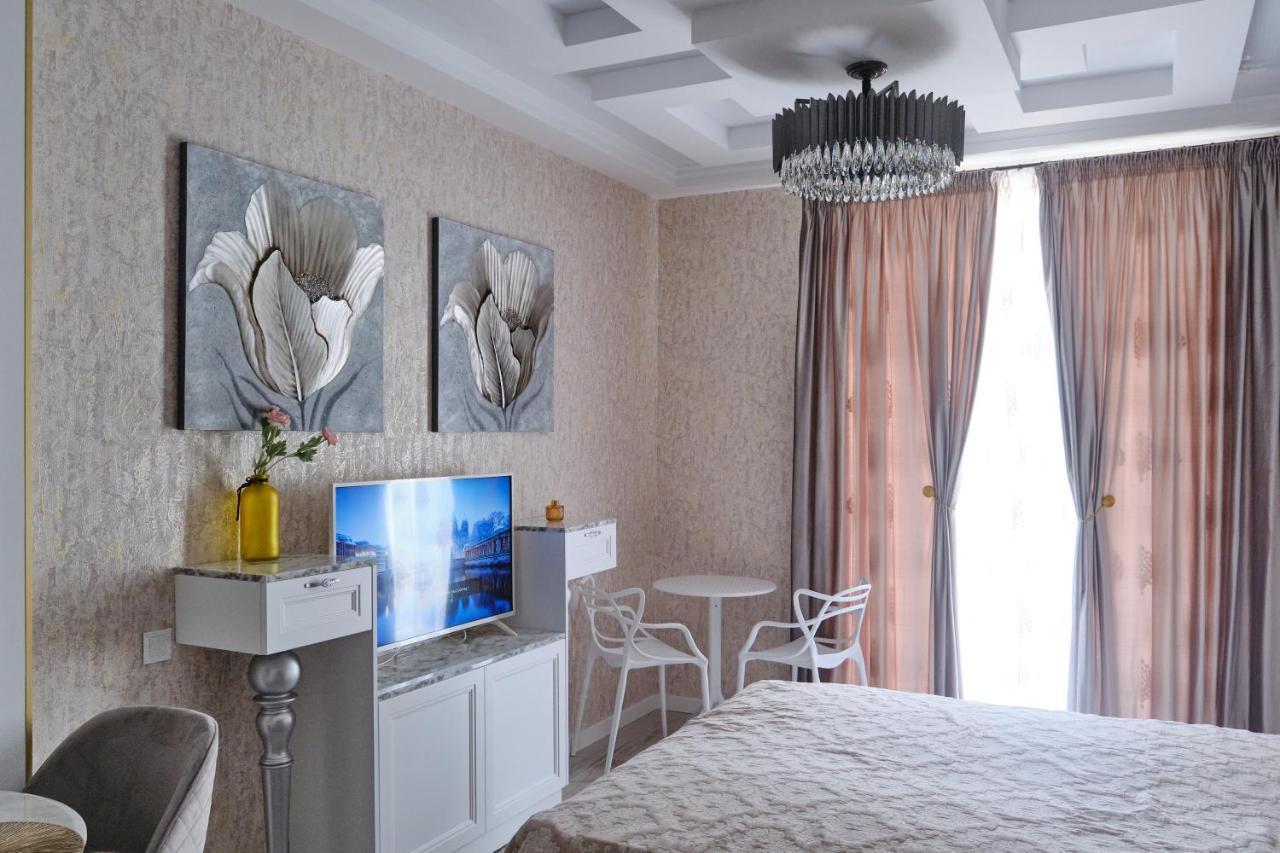 Luxury Apartments Sea View Julymia Odessa Zewnętrze zdjęcie