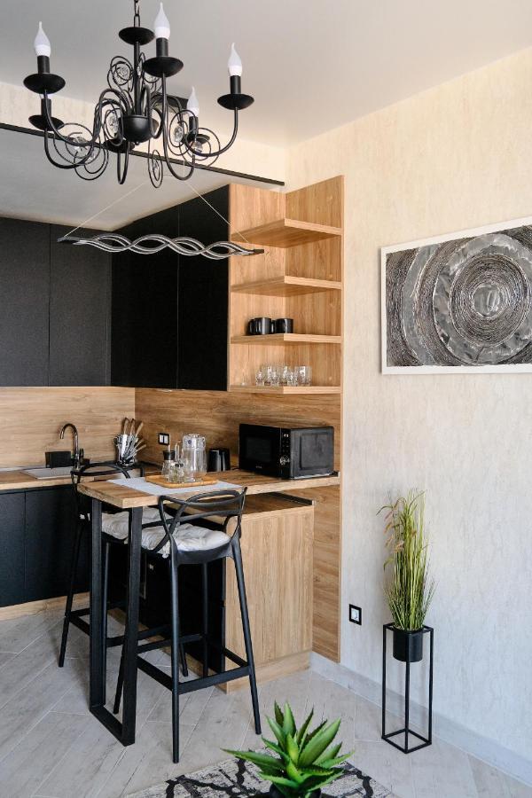 Luxury Apartments Sea View Julymia Odessa Zewnętrze zdjęcie