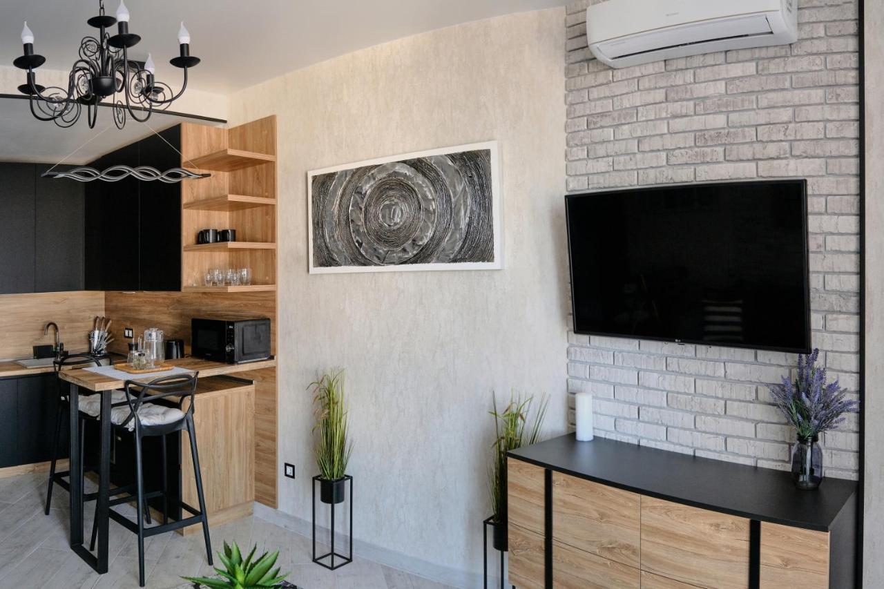 Luxury Apartments Sea View Julymia Odessa Zewnętrze zdjęcie